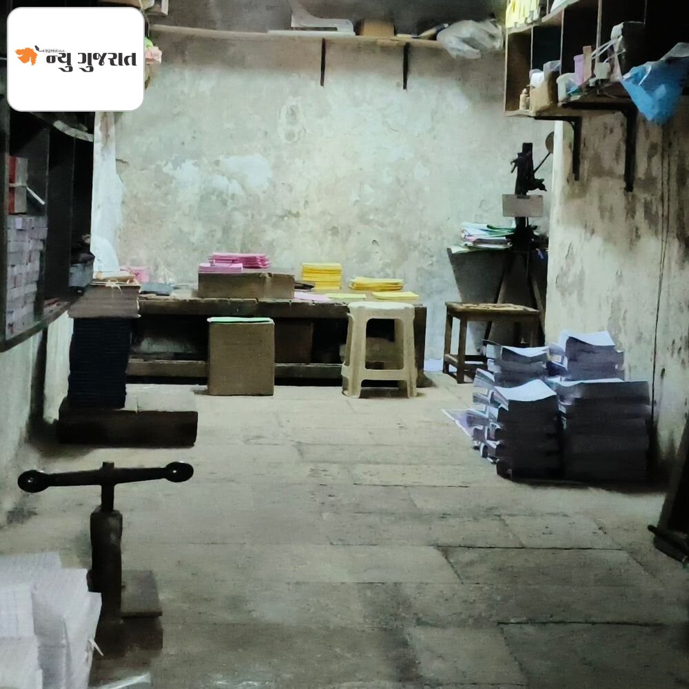 પોરબંદર ક્રાઈમ ન્યૂઝ:બે બાળકોએ દુકાનમાંથી 80 હજારની ચોરી કરી, કુતિયાણામાં પતિએ પત્ની સાથે ઝઘડા બાદ ઝેર પીધું