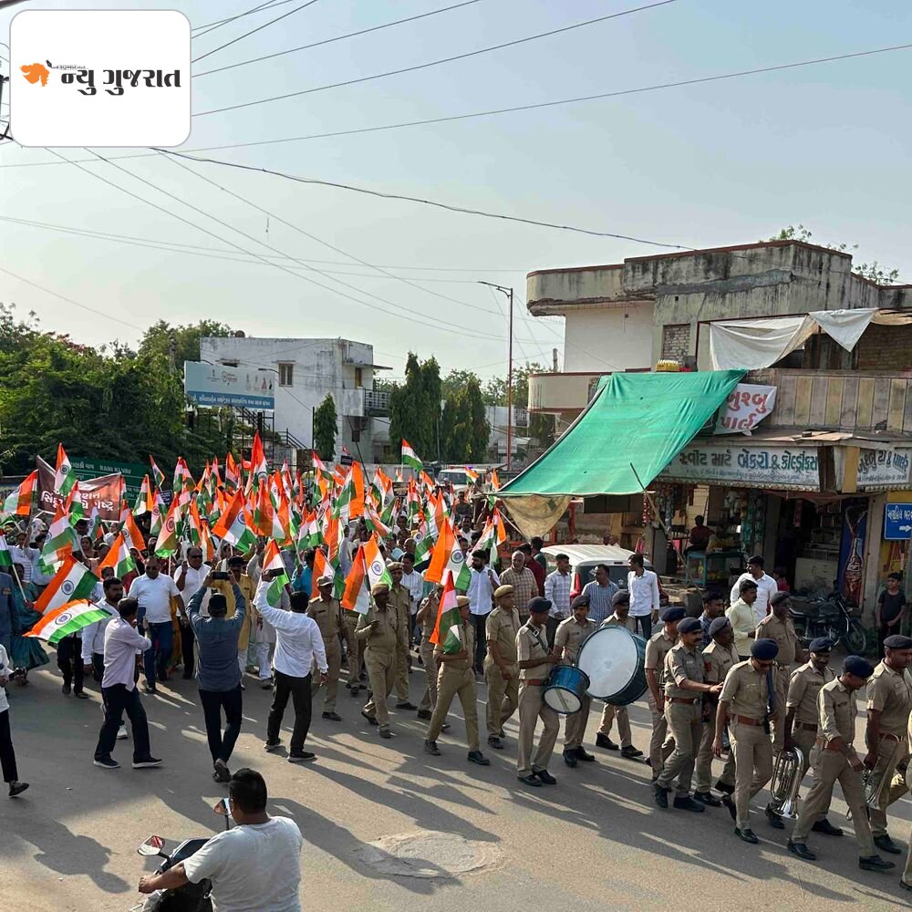 પાટણમાં તિરંગા યાત્રા:ભારતીય સેનાના પરાક્રમને બિરદાવવા વિવિધ સંસ્થાઓએ કર્યું આયોજન, મોટી સંખ્યામાં લોકો જોડાયા