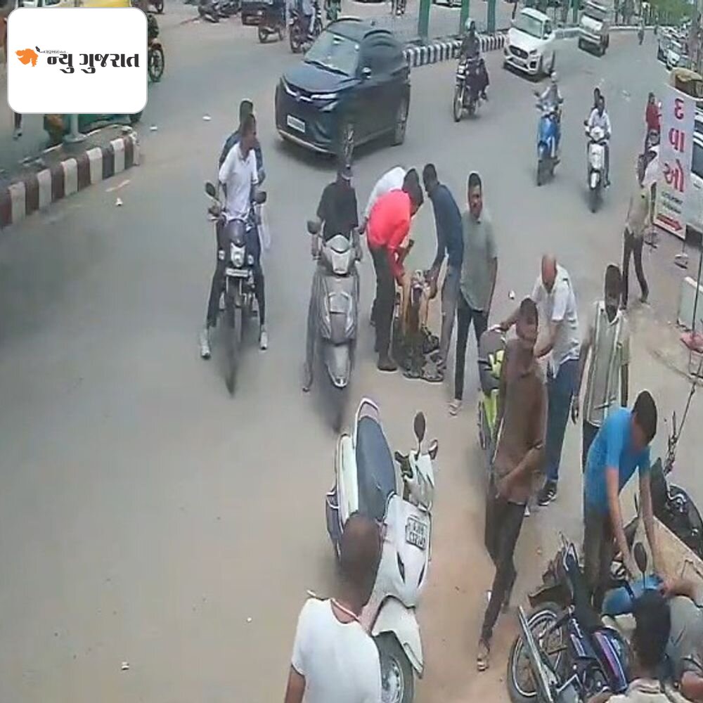 હિંમતનગરમાં મોપેડ-બાઇક અકસ્માત:અનતેશ્વર ચોક પર બે વાહનો વચ્ચે ટક્કર, બંને ચાલકોને ઈજા