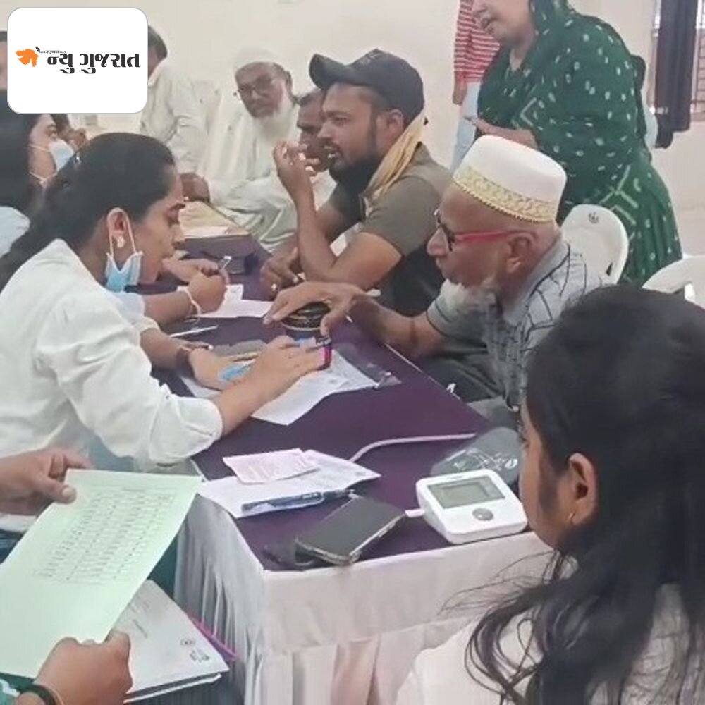 છોટા ઉદેપુરમાં નિ:શુલ્ક મેડિકલ કેમ્પ:પારુલ યુનિવર્સિટી-સર્વોદય સોસાયટીના સંયુક્ત પ્રયાસથી 287 દર્દીને સારવાર મળી