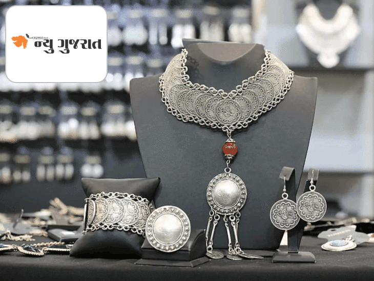 સોનું ઓલ ટાઈમ હાઈ, ₹1,715 વધીને ₹99,170 થયું:ચાંદીનો ભાવ ₹742 વધીને ₹1.06 લાખ પ્રતિ કિલો થયો; આ વર્ષે અત્યાર સુધીમાં ચાંદી ₹23,000 મોંઘી થઈ